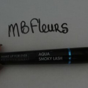 mascara