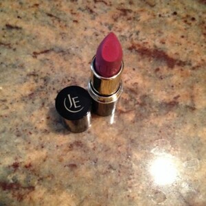 ROUGE A LEVRES