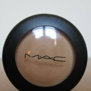 Anti cernes MAC