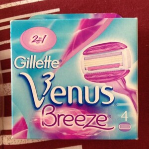 4 têtes rasoir venus breeze