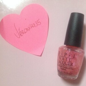 Vernis OPI Rose avec coeur