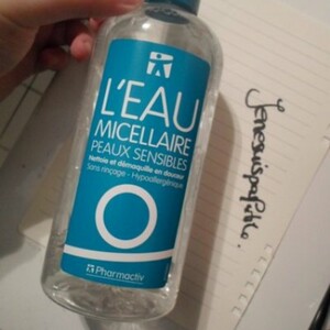 Eau micellaire peaux sensibles