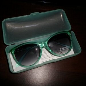 Lunettes soleil vert pastel