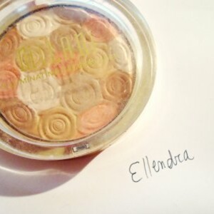 Illuminating face powder