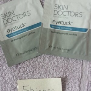 Lot yeux eyetuck skin doctors