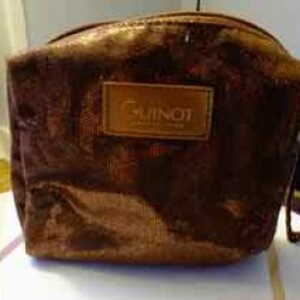 Pochette Guinot