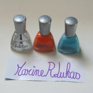 Lot de vernis