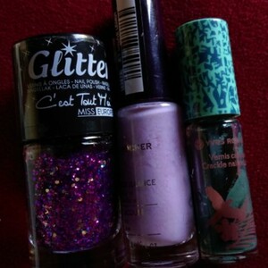 Lot : 1 vernis craquelé + 1 vernis simple + 1 ver