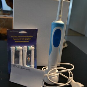 Brosse à dent électrique Oral B