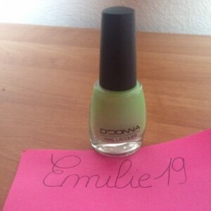 Vernis vert