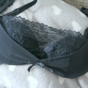 Soutien gorge noir et dentelle