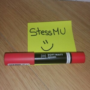 Soft matt lipbalm