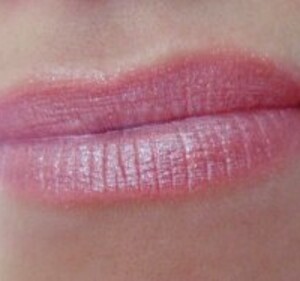 Rouge à lèvres rose