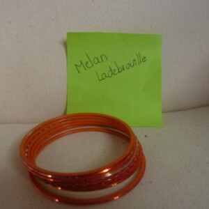 lot de bracelets indiens orange