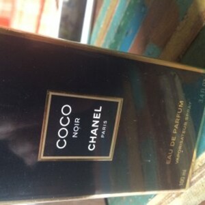 Chanel coco noir