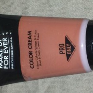 "COLOR CREAM Face & Body Cream Color"