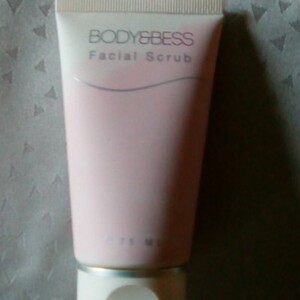 Facial scrub