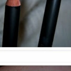 Lip pencil 204