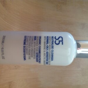 Neutralise cleanser