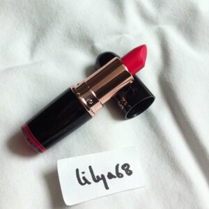 Iconic pro lipstick