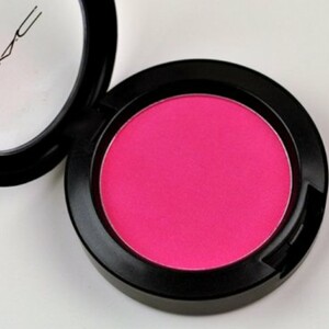 Blush MAC "Full Fuchsia"