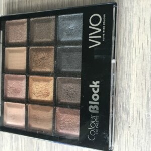 Palette 12 fard dupe Naked 1