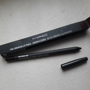 Pro Longwear Lip Pencil