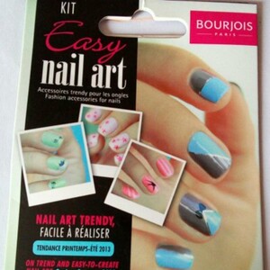 EASY NAIL ART