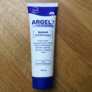 Gel de massage apaisant et rafraîchissant