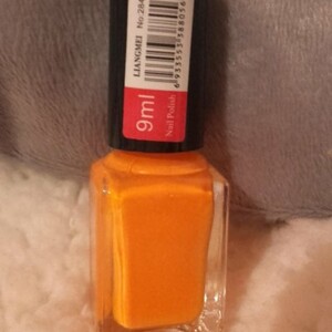 Vernis orange clair