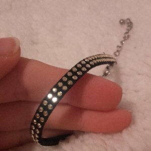 Bracelet noir tube strass par SoCharm sur Bijourama, référence des