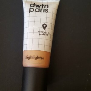 Highlighter DWTN Paris