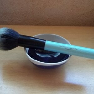 powder brush