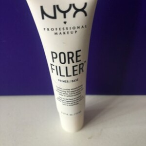 Base pore filler