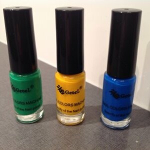 Lot de 3 Vernis (vert, jaune et bleu)