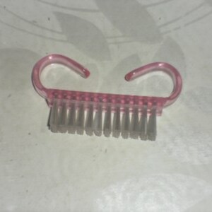 brosse manucure rose