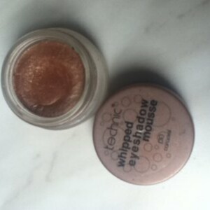 eyeshadow mousse