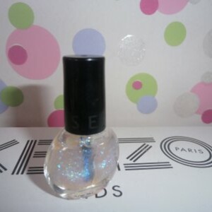 Vernis top coat pailletés