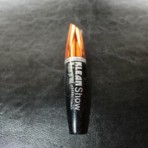 Mascara waterproof noir