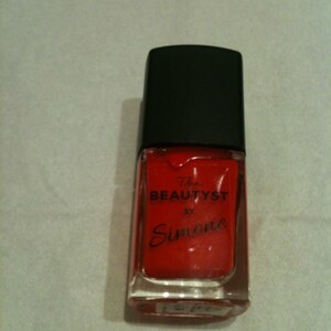 vernis rouge claire