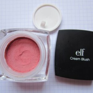 Blush crème/mousse ELF Eyes Lips Face Heartbreake