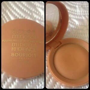 Poudre Éclat minéral bourjois