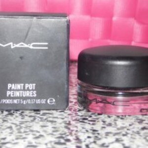 Eye liner crème M.A.C noir neuf