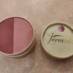 blush double terra bio