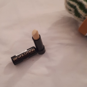 Anticernes Makeup revolution