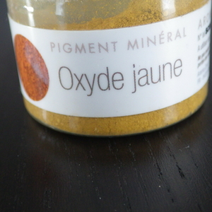 Oxyde jaune pigment minéral