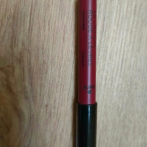 Crayon rouge à lèvre