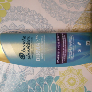 shampoing antipelliculaire DermaXPro