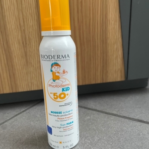 Bioderma mousse solaire enfant
