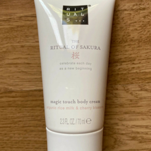 Crème corps Ritual de Sakura